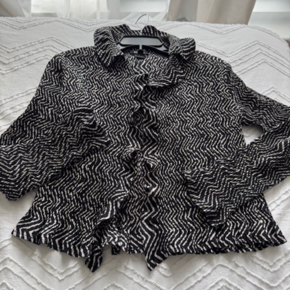 Bolero Ruffle Top - Black & White - Size M